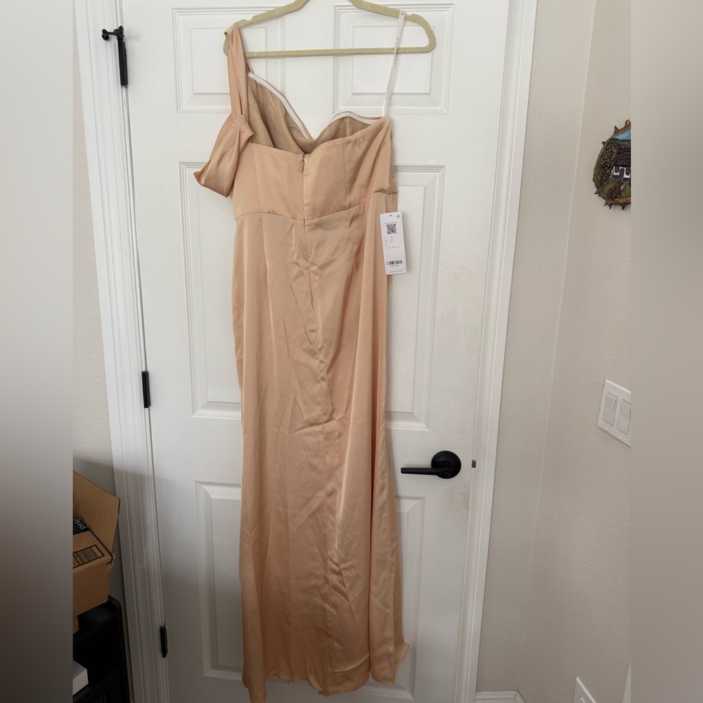 Gold One-Shoulder Satin Formal Gown w/ Slit – NWT - Picture 3 of 6